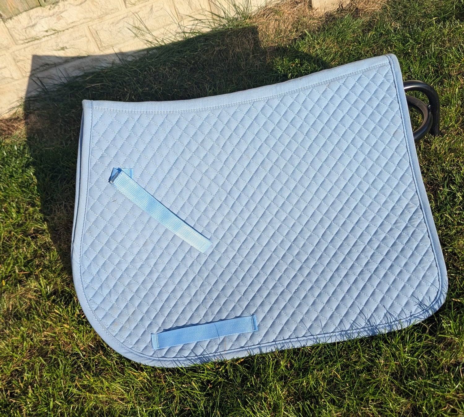 Saddle pads and Numnahs